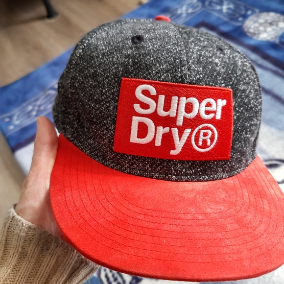 Hat - Picture 5 of 9